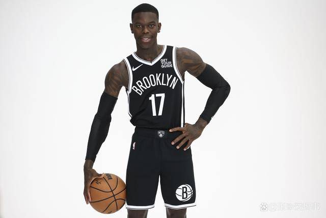 那支在英超奇迹夺冠的球队 如今跌向了深渊