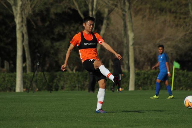 阿尔瓦雷斯加盟马竞后打进11球 同期队内射手王